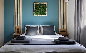 Margarita Gardens - Self Service Apartments